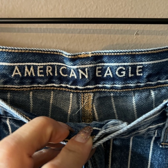 American Eagle Outfitters Striped Mom Shorts - Picture 4 of 6